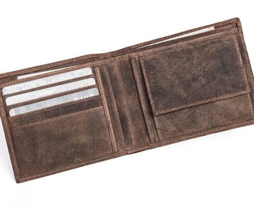 Geldbörse und Messengerbag aus braunem Leder im Zweierpack - robust und funktional sowie stylisch im Used-Look